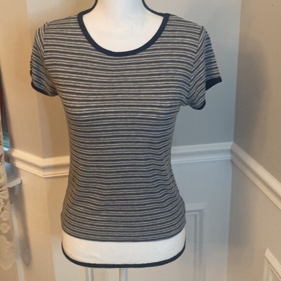 Forever 21 Striped Tee Babydoll T-shirt size Large - Picture 1 of 4